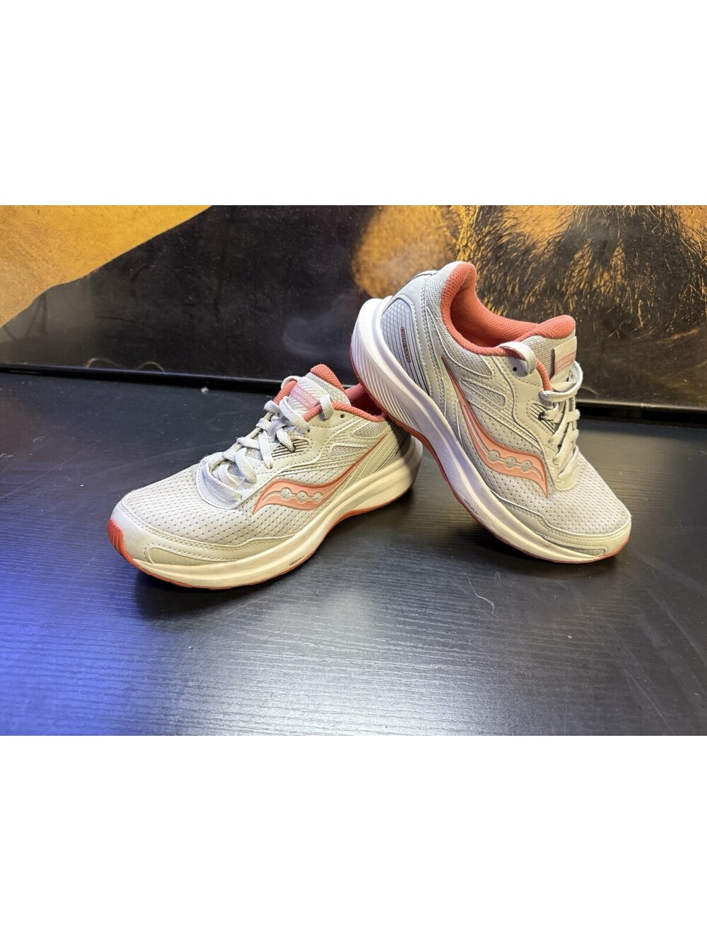 Saucony Cohesion 15 Shoes Womens Size 8 Fog Coral Running S10702-22